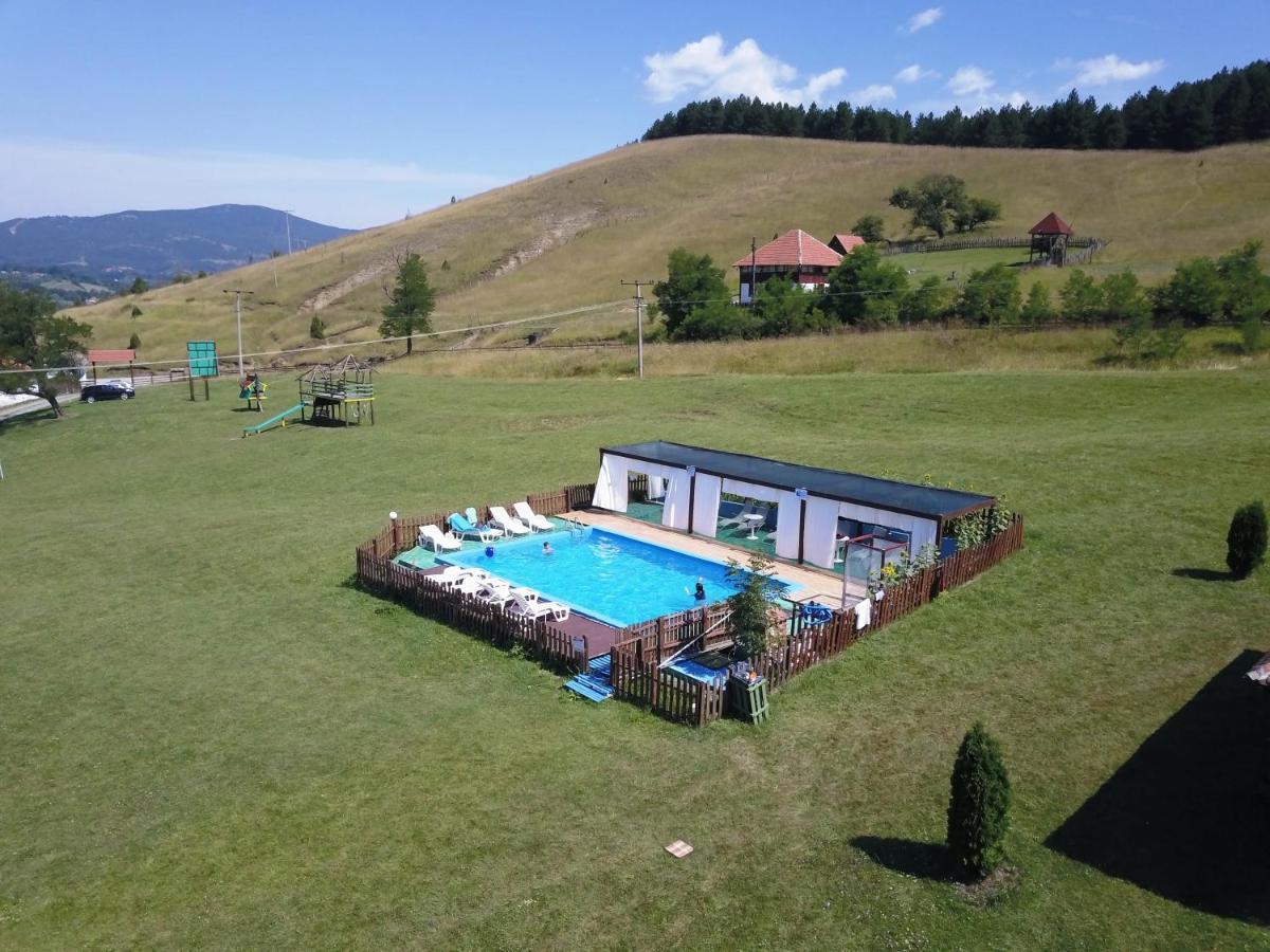 Etno Village Gostoljublje Kosjeric エクステリア 写真